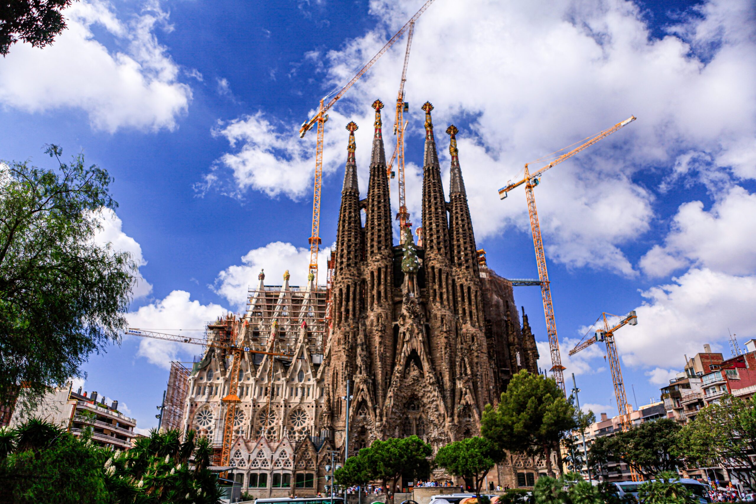 Barcelona Itinerary: First Time High Points