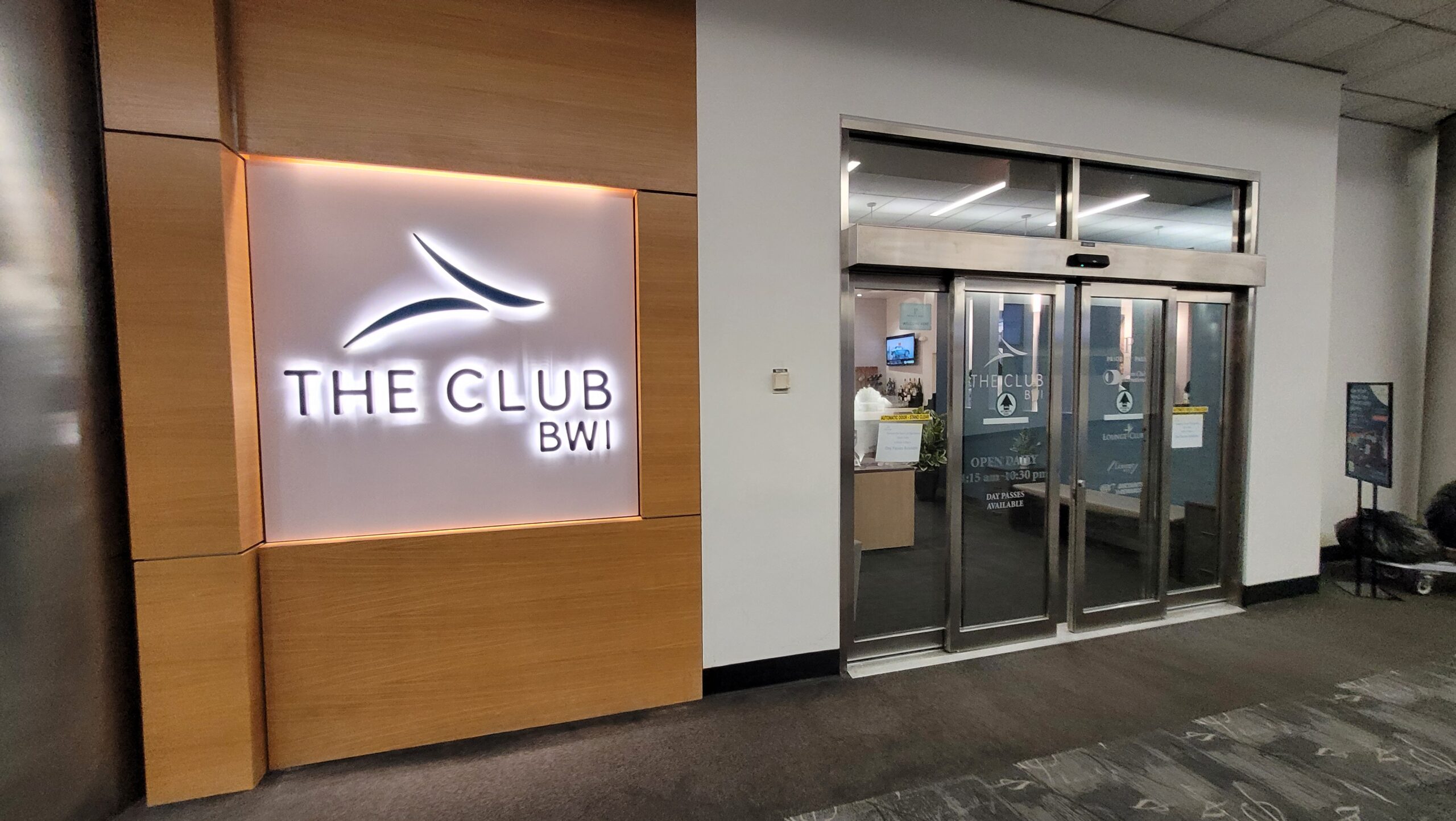 The Club at BWI – A Compact but Adequate Lounge
